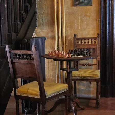 Chateau De La Grand'maison 3*