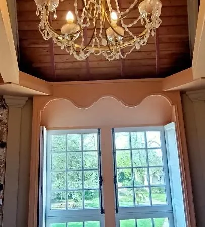 Oda ve Kahvaltı Chateau De La Grand'maison 4*