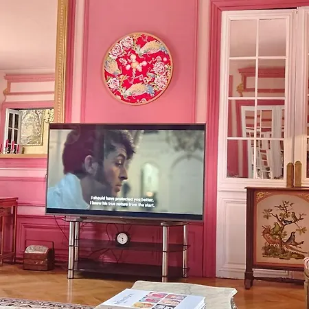 Chateau De La Grand'maison Oda ve Kahvaltı Belleme