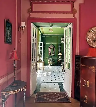 Chateau De La Grand'maison Bed & Breakfast