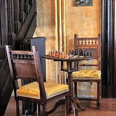 Chateau De La Grand'maison 3*