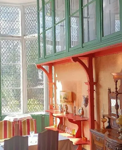 Chateau De La Grand'maison Bed & Breakfast