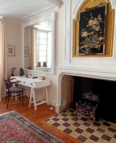 Bed & Breakfast Chateau De La Grand'maison