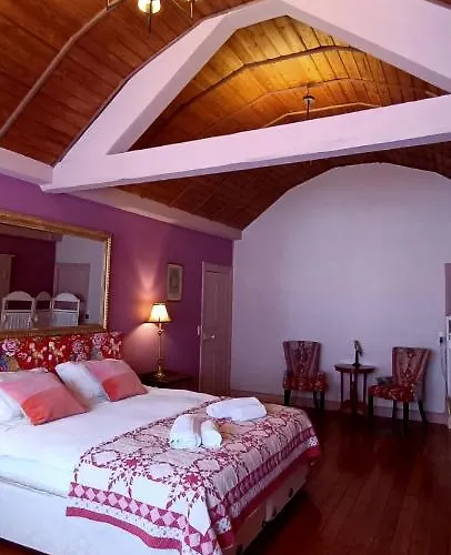 Chateau De La Grand'maison 4*