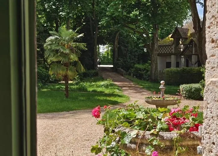 Bed & Breakfast Chateau De La Grand'maison