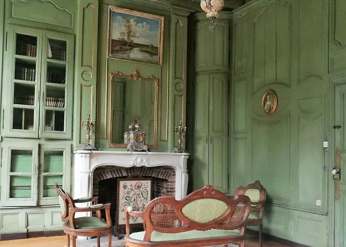 Chateau De La Grand'maison 4*